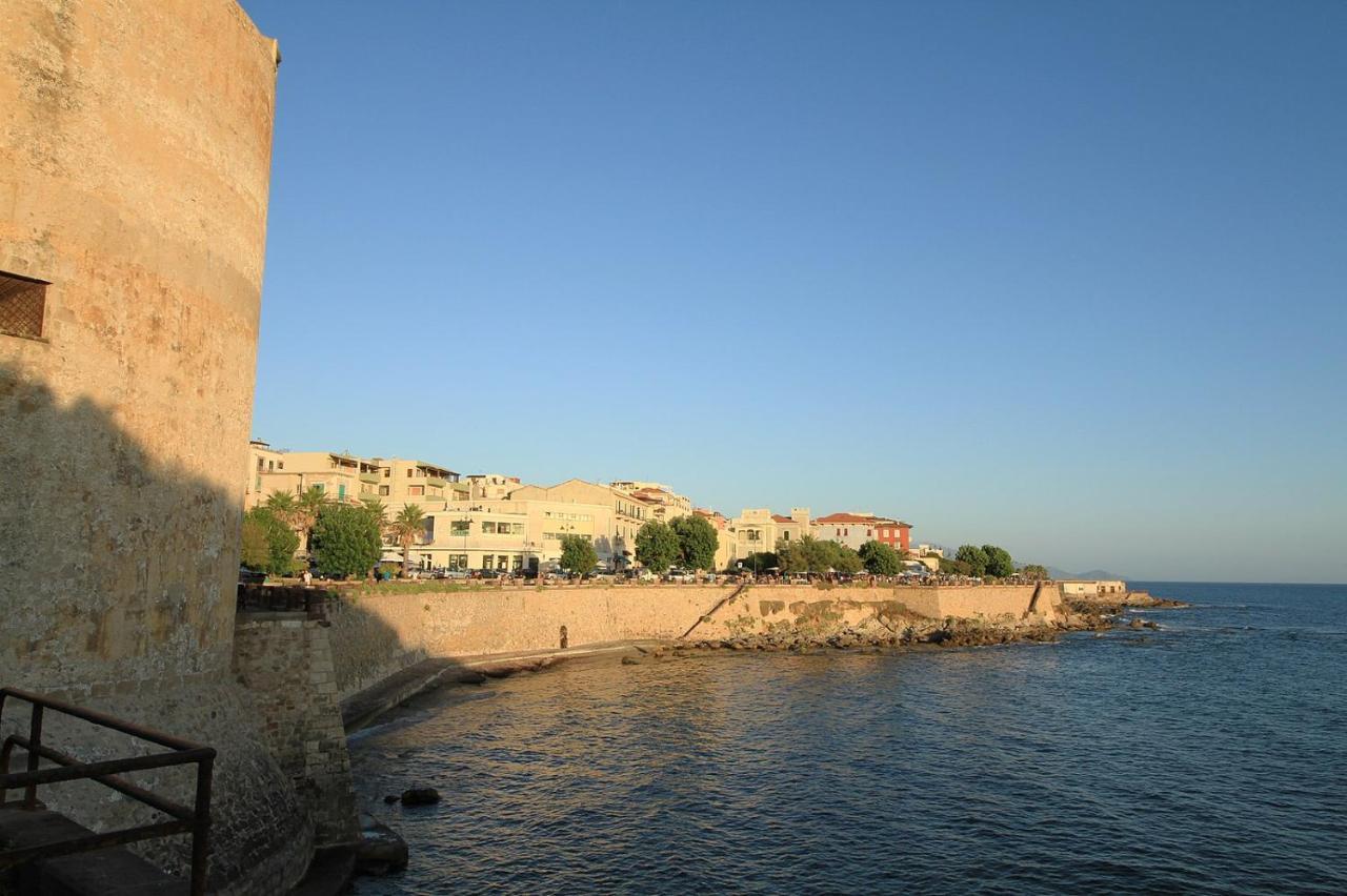 Amethyst Attic In Old Town By Sea Apartment Alghero Exterior photo